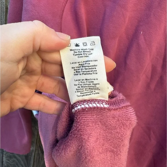 Ugg Hallidie Pinkish Red Crew Neck Short Pile Faux Fur Pullover size large - Picture 7 of 8